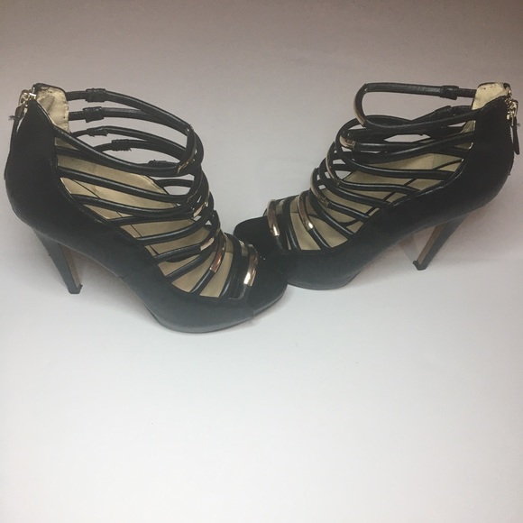 Nine West black & gold strapped heels 6.5 - Picture 4 of 8